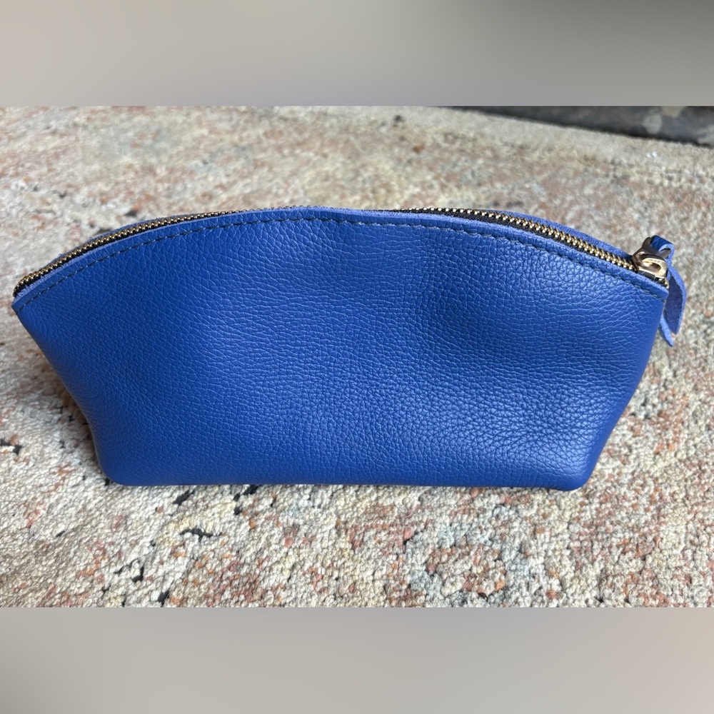 Leather makeup/tech travel case